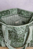 Quilted Striped Binding Roomy Fit Green Tote Bag : GREEN MULTI / One Size