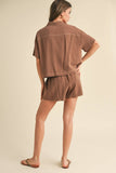 BUTTON UP BOXY SHIRT AND SHORTS SET MPST3891: BROWNIE / L