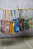 Quilted Striped Binding Roomy Fit Green Tote Bag : GREEN MULTI / One Size