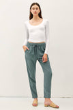 TENCEL TAPERED PANTS: Vintage Black / L