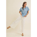 WASHED CHAMBRAY BUTTON-DOWN SHIRT WITH STITCHING: WASHED DENIM / S