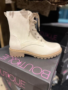 Cream Combat boot